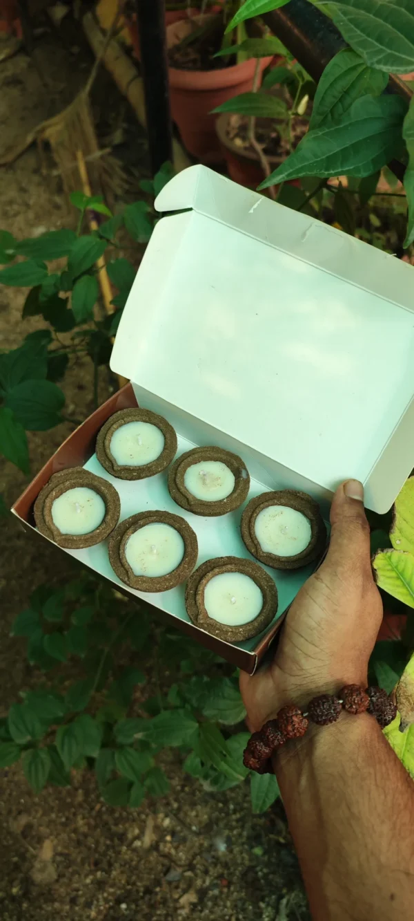 Cow Dung with Bees Was Diya Box - Image 2